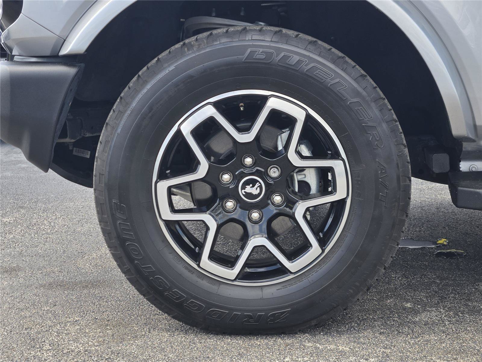 Certified 2023 Ford Bronco Outer Banks AWD/4WD image 11