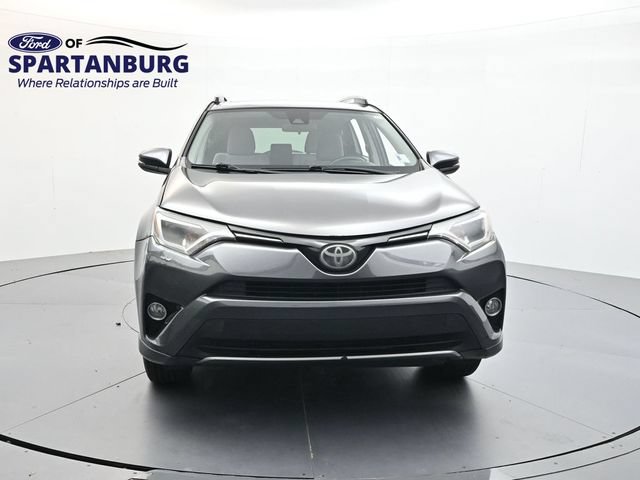 Used 2017 Toyota RAV4 XLE FWD image 2