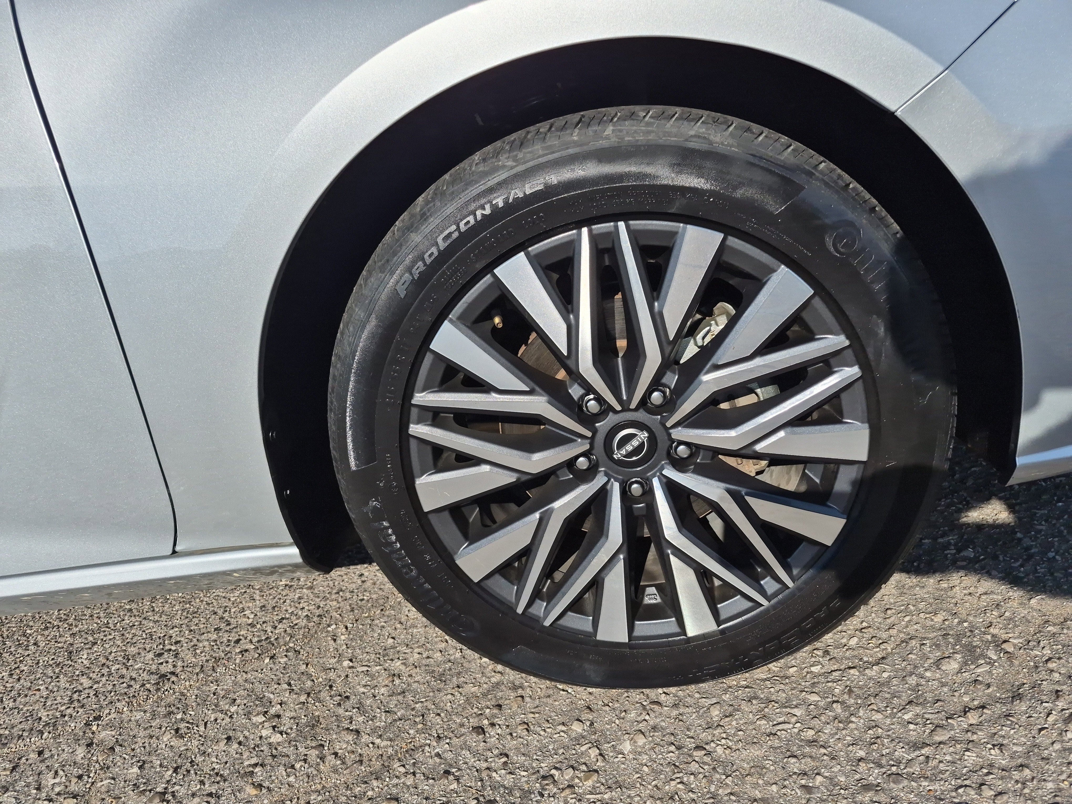 Used 2024 Nissan Altima 2.5 SV image 7