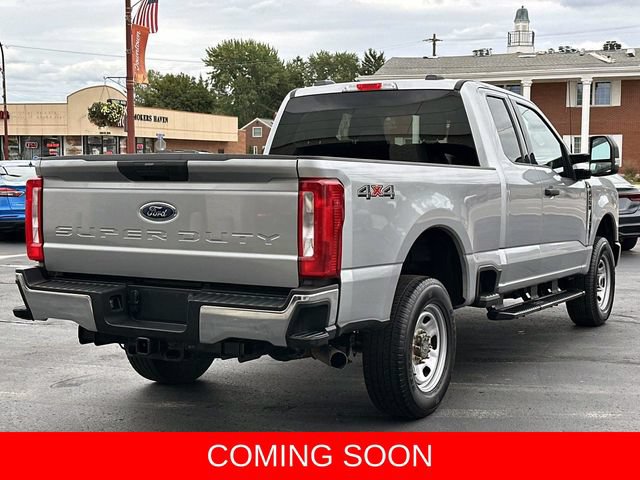 Certified 2023 Ford F250 XLT AWD/4WD image 3