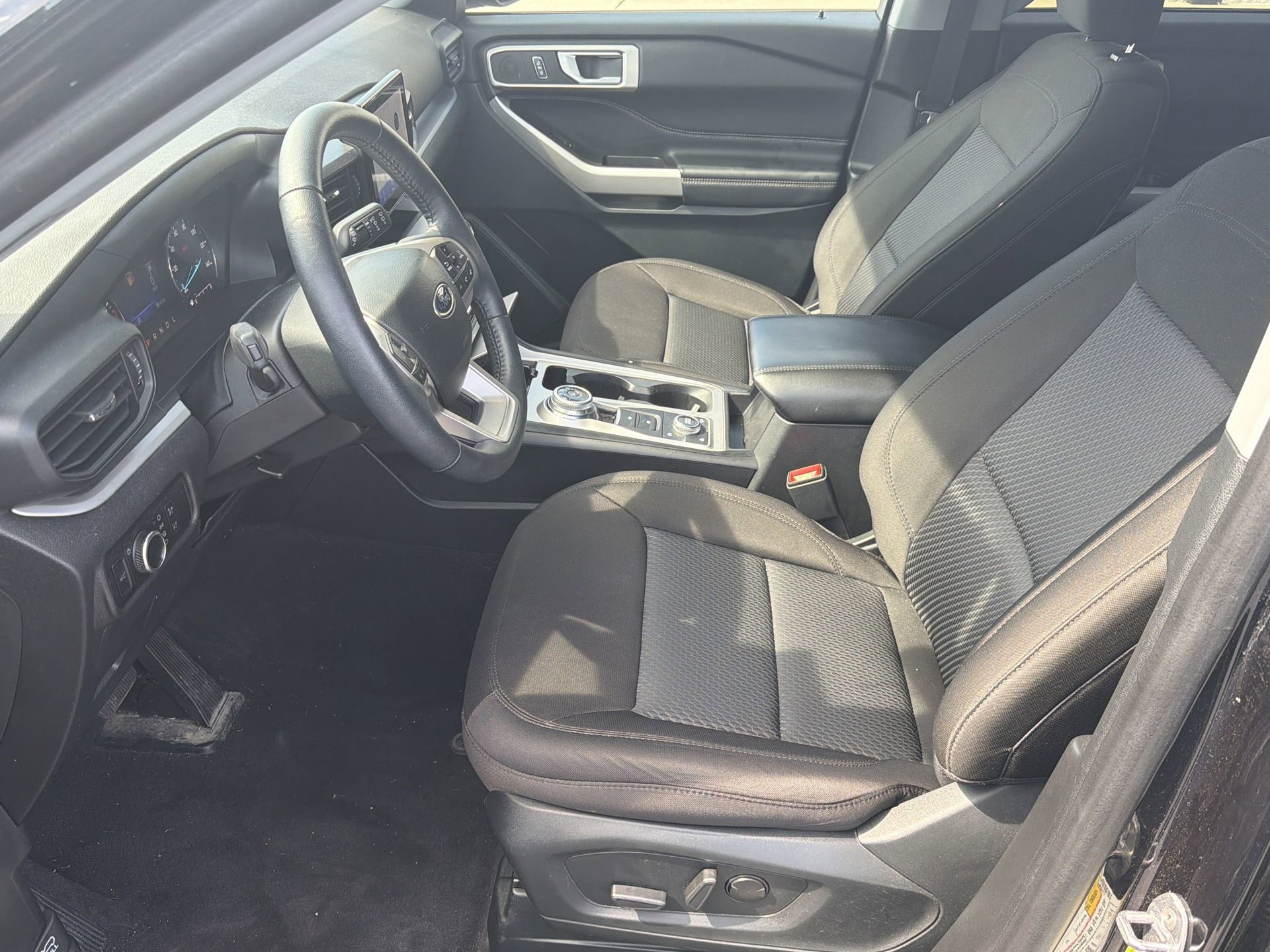 Certified 2023 Ford Explorer XLT AWD/4WD image 19