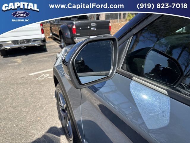 Certified 2025 Ford Explorer ST-Line w/ Premium Package image 12