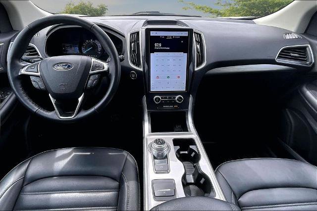 Certified 2024 Ford Edge SEL w/ Convenience Package AWD/4WD image 15