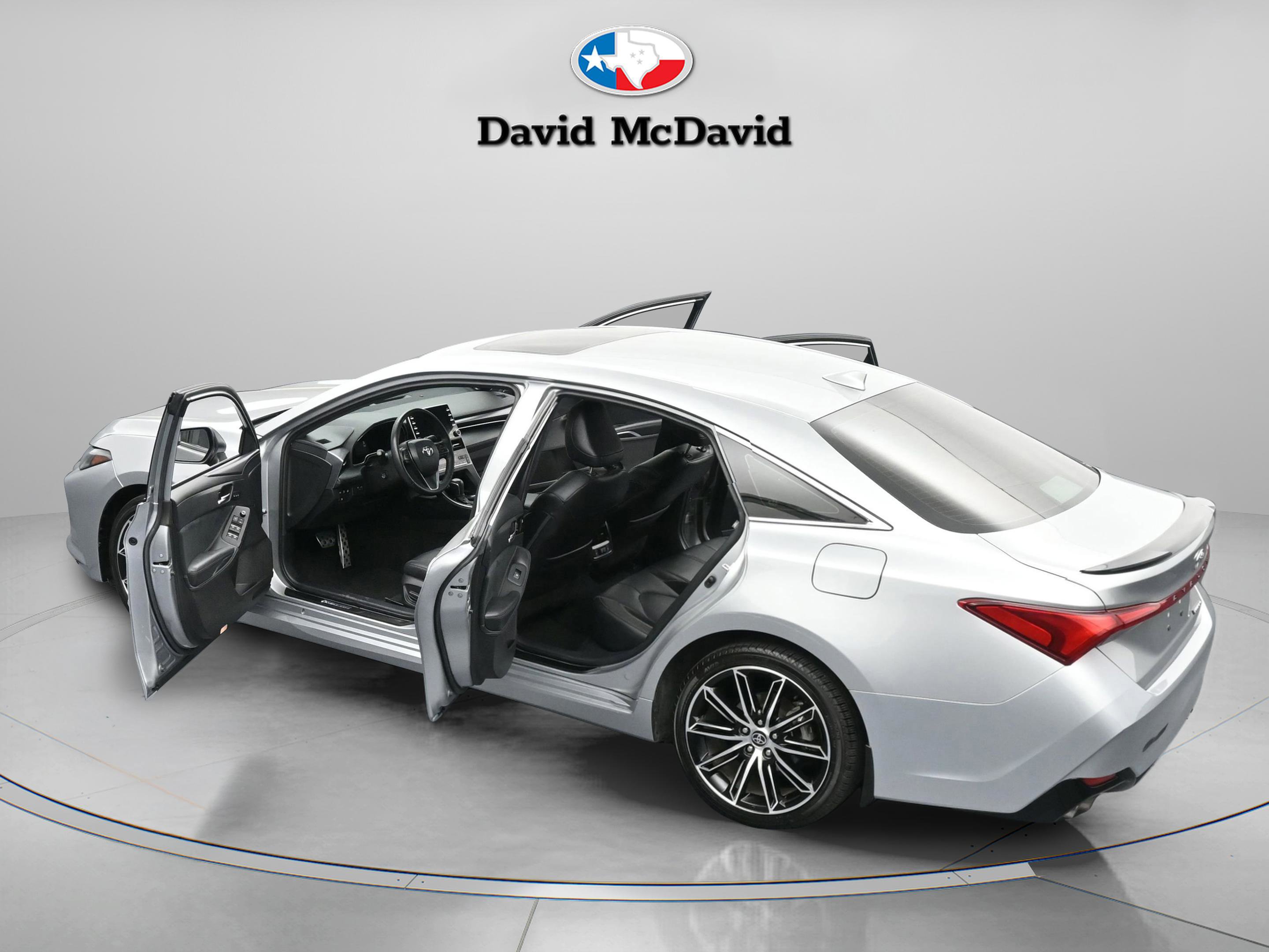 Used 2022 Toyota Avalon Touring image 27