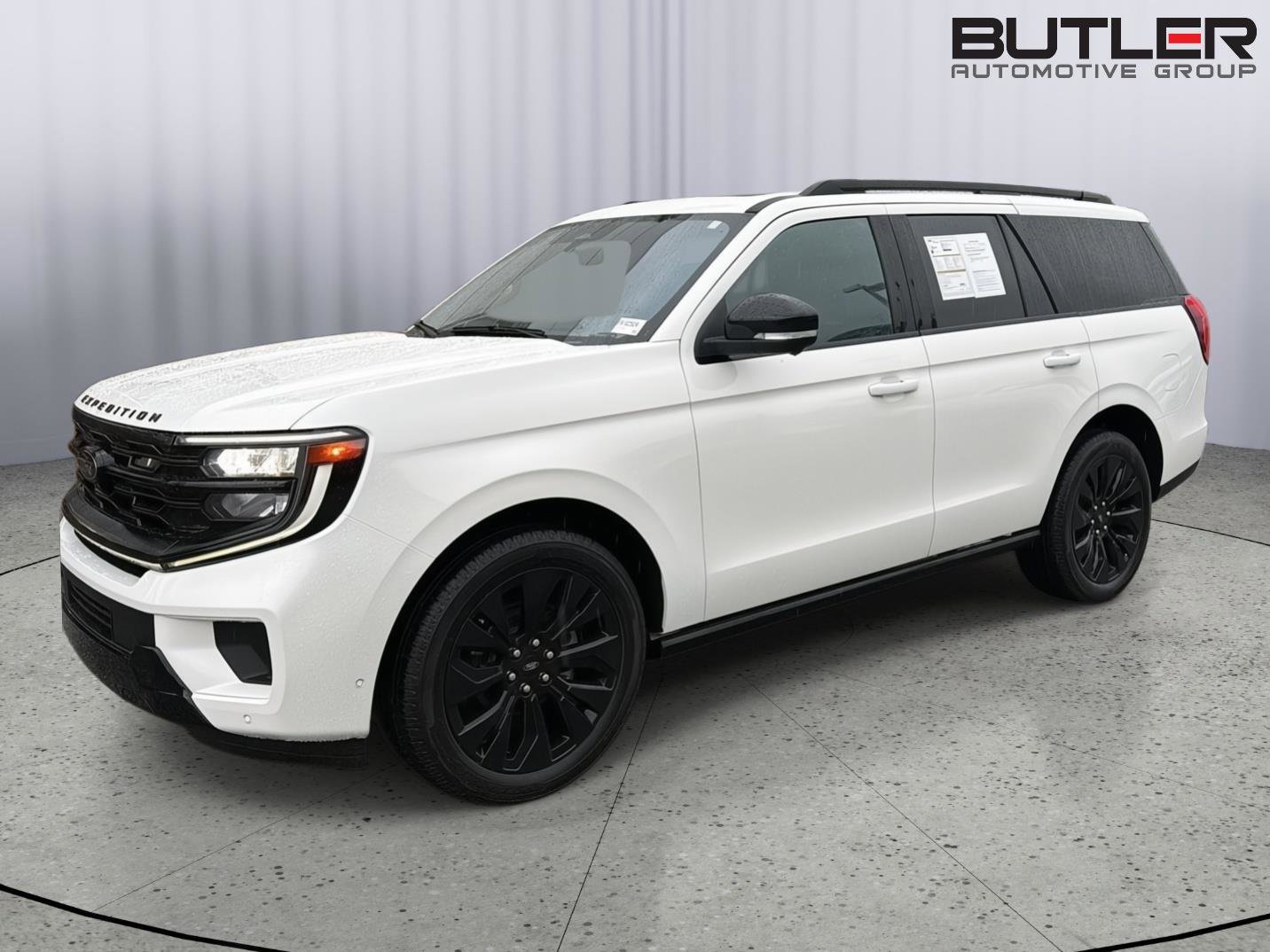 Certified 2025 Ford Expedition Platinum w/ Stealth Appearance Package AWD/4WD image 1
