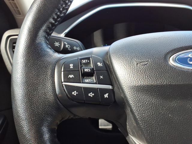 Certified 2020 Ford Escape Titanium image 17