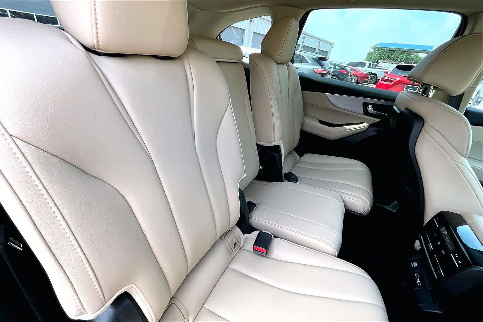 Used 2024 Acura MDX FWD image 20