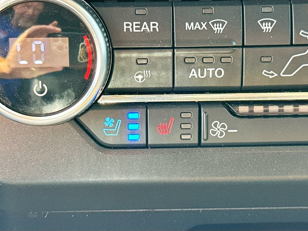 Certified 2021 Ford Expedition Max Platinum AWD/4WD image 23