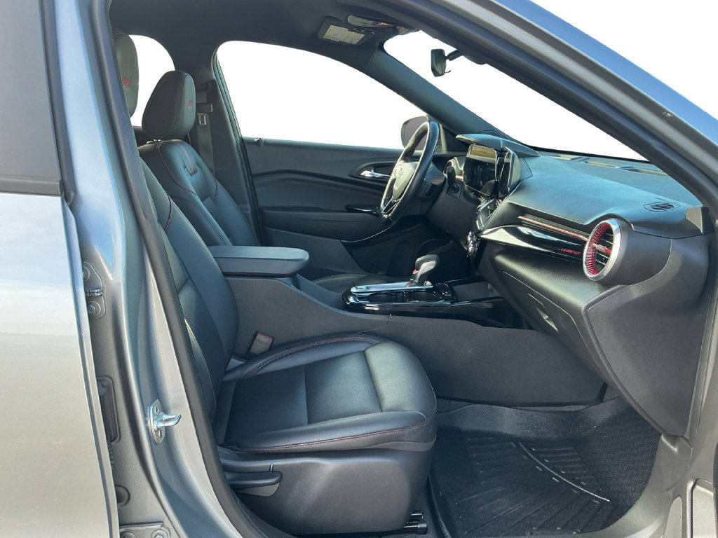 Used 2024 Chevrolet Trax RS w/ Driver Confidence Package FWD image 22