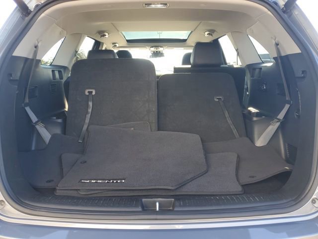 Used 2020 Kia Sorento EX image 9