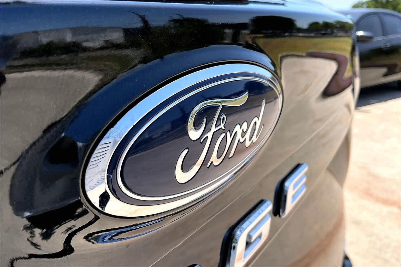 Certified 2022 Ford Edge SEL AWD/4WD image 31