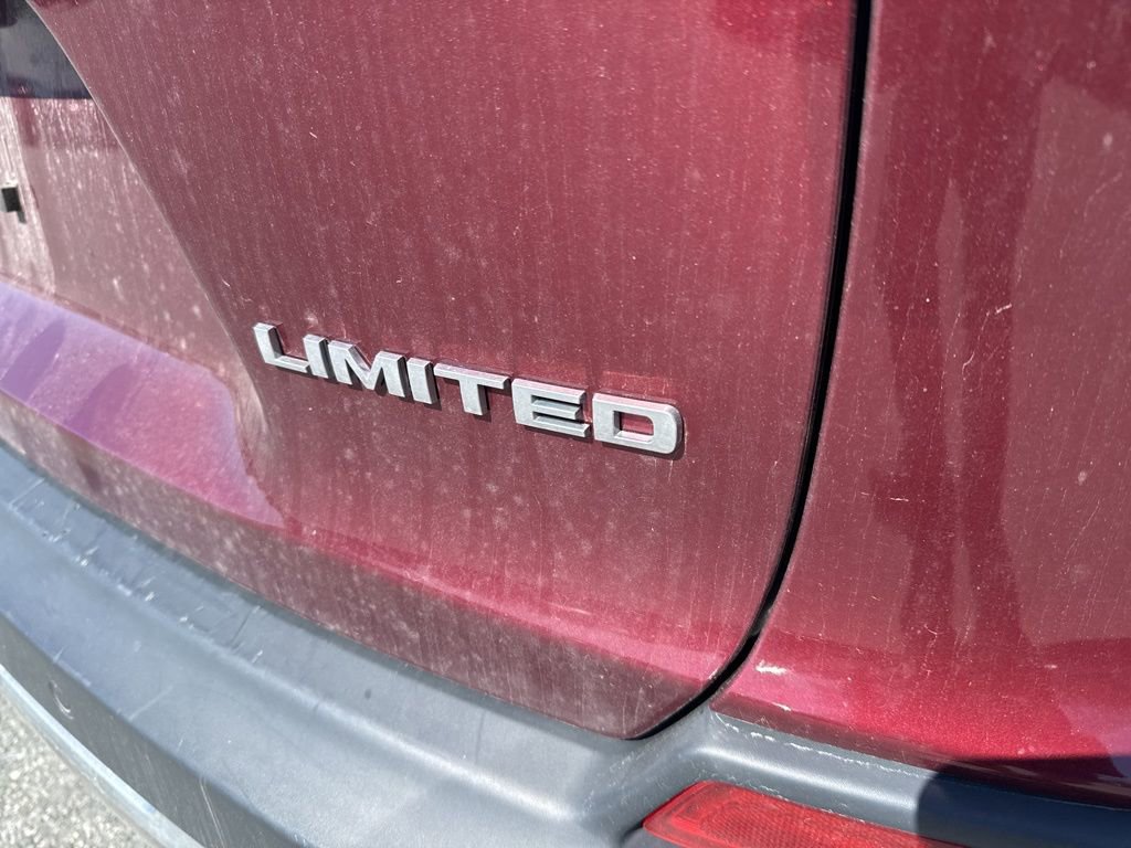 Used 2019 Jeep Cherokee Limited AWD/4WD image 7