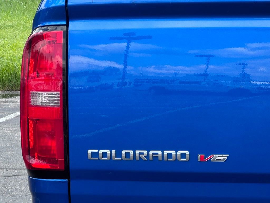 Used 2019 Chevrolet Colorado LT w/ LT Convenience Package AWD/4WD image 11