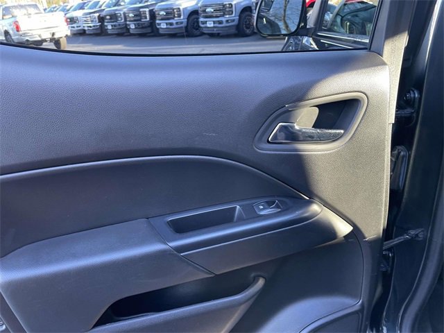 Used 2017 Chevrolet Colorado LT w/ LT Convenience Package image 24