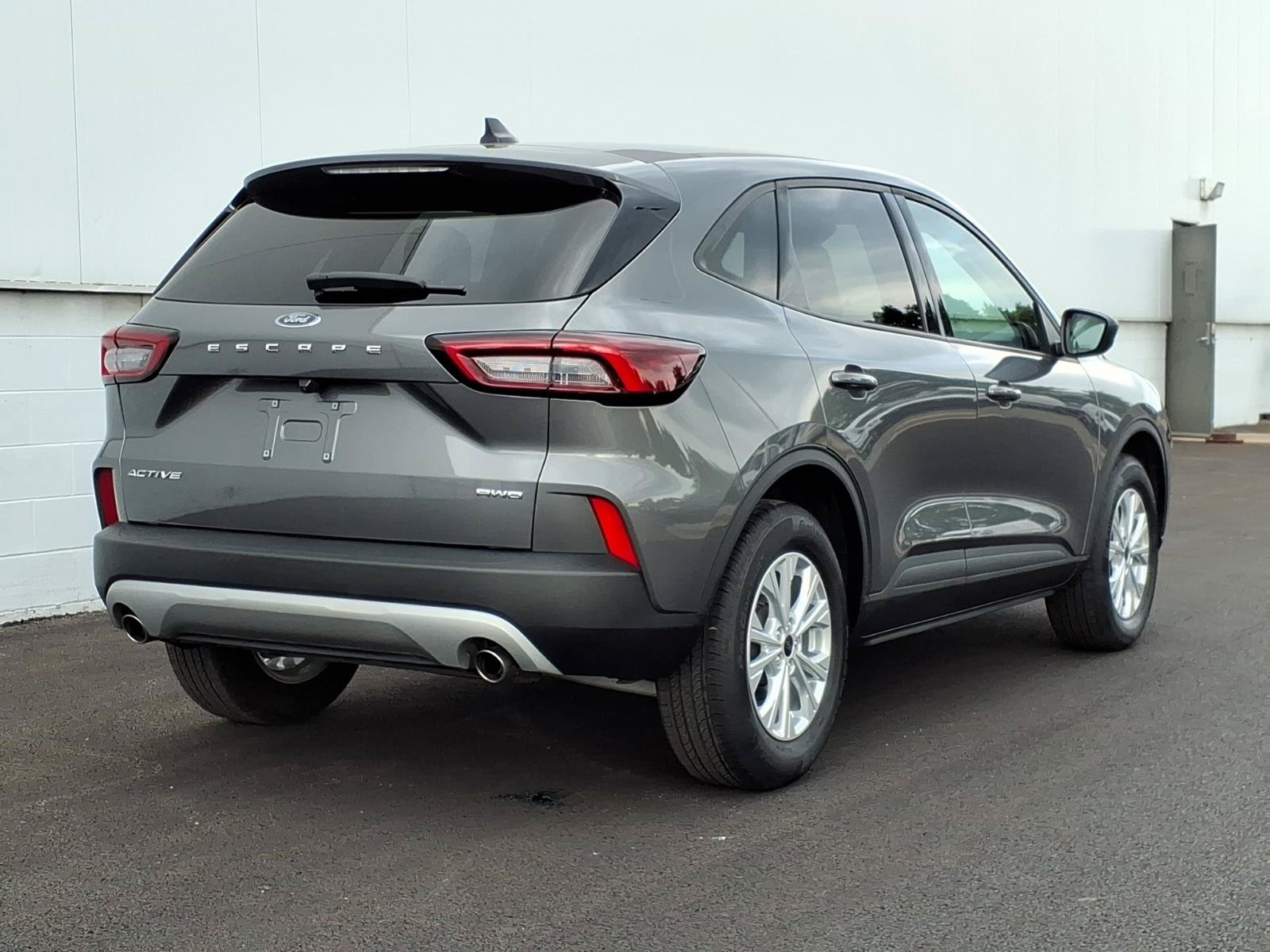 Certified 2025 Ford Escape Active w/ Cold Weather Package AWD/4WD image 6