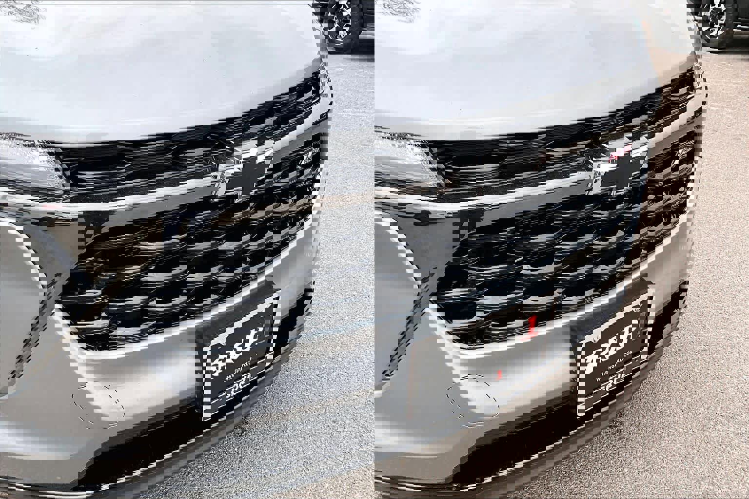 Used 2025 Chevrolet Trax RS w/ Driver Confidence Package image 29