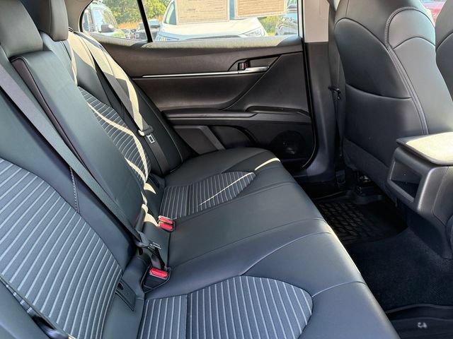 Used 2023 Toyota Camry SE FWD image 22