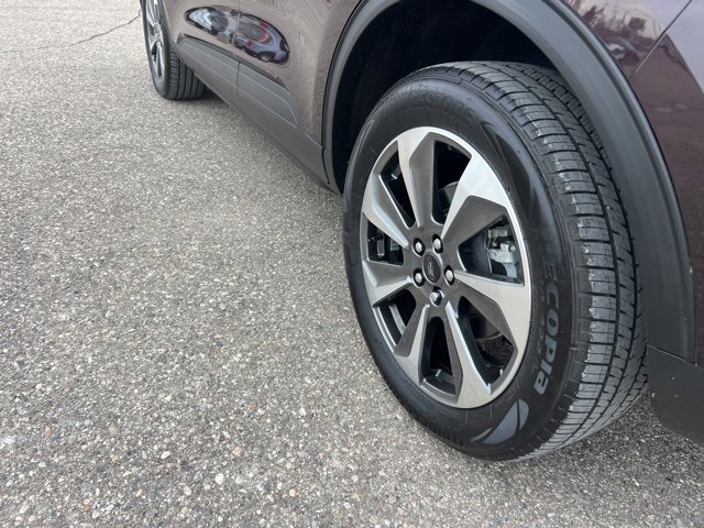 Certified 2023 Ford Escape Platinum image 27