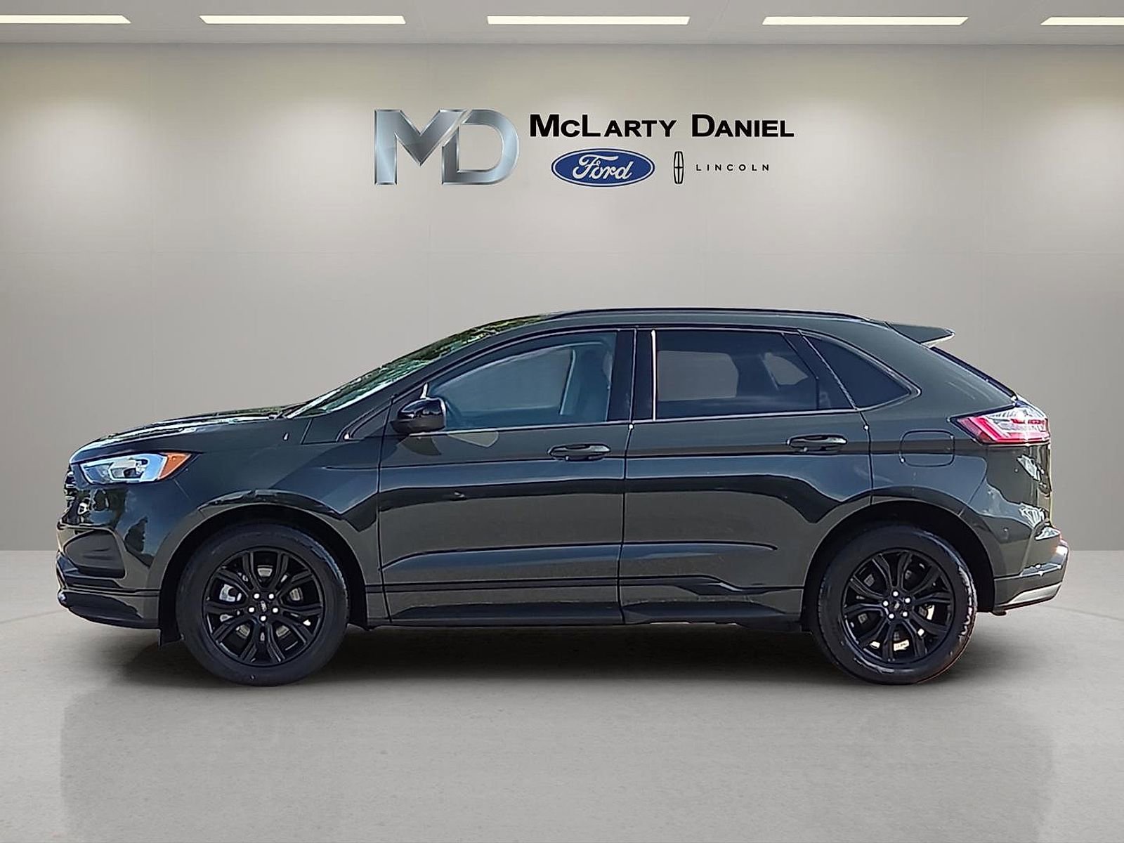 Certified 2023 Ford Edge SE AWD/4WD image 3