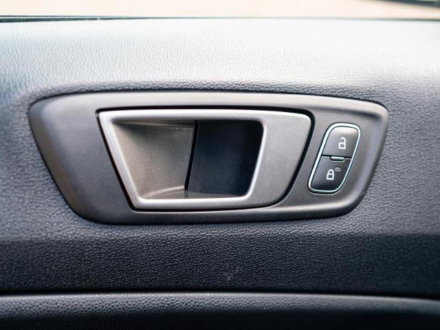 Certified 2022 Ford EcoSport SE image 16