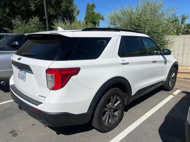 Certified 2021 Ford Explorer XLT w/ Equipment Group 202A AWD/4WD image 6