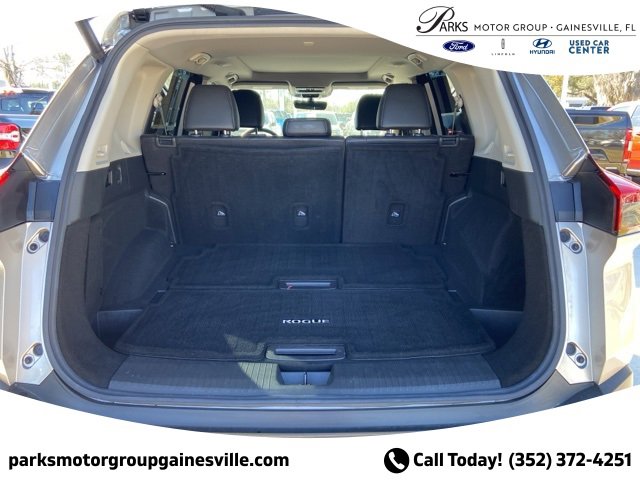 Used 2022 Nissan Rogue Platinum w/ Head-Up Display Package image 14