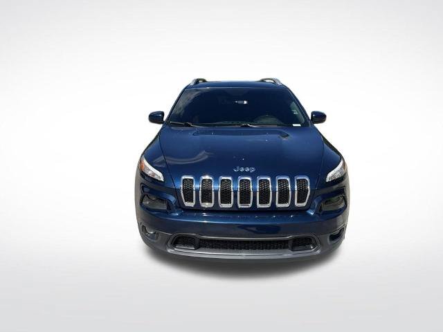 Used 2018 Jeep Cherokee Latitude FWD image 3