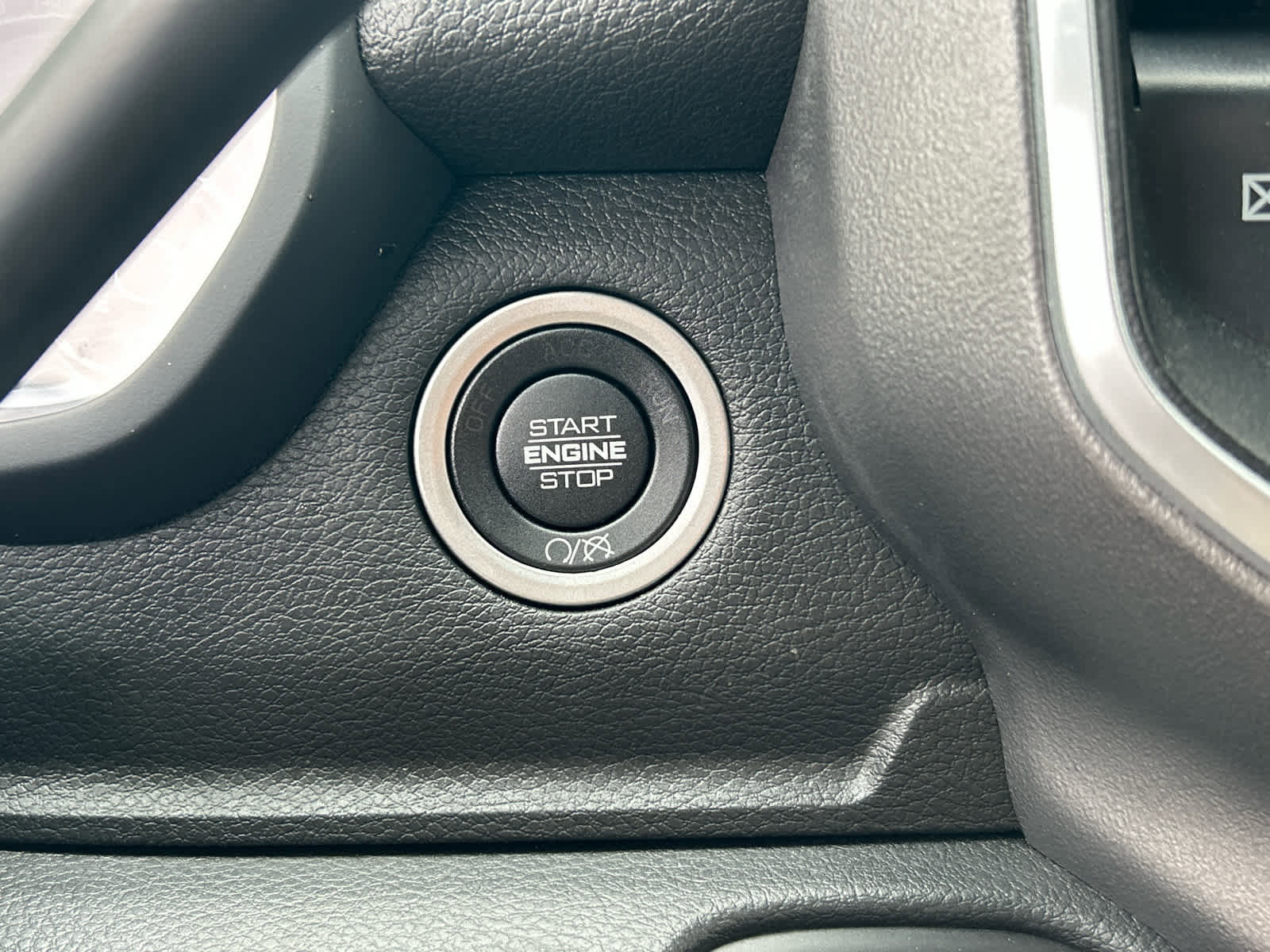 Used 2023 RAM 3500 Big Horn image 35