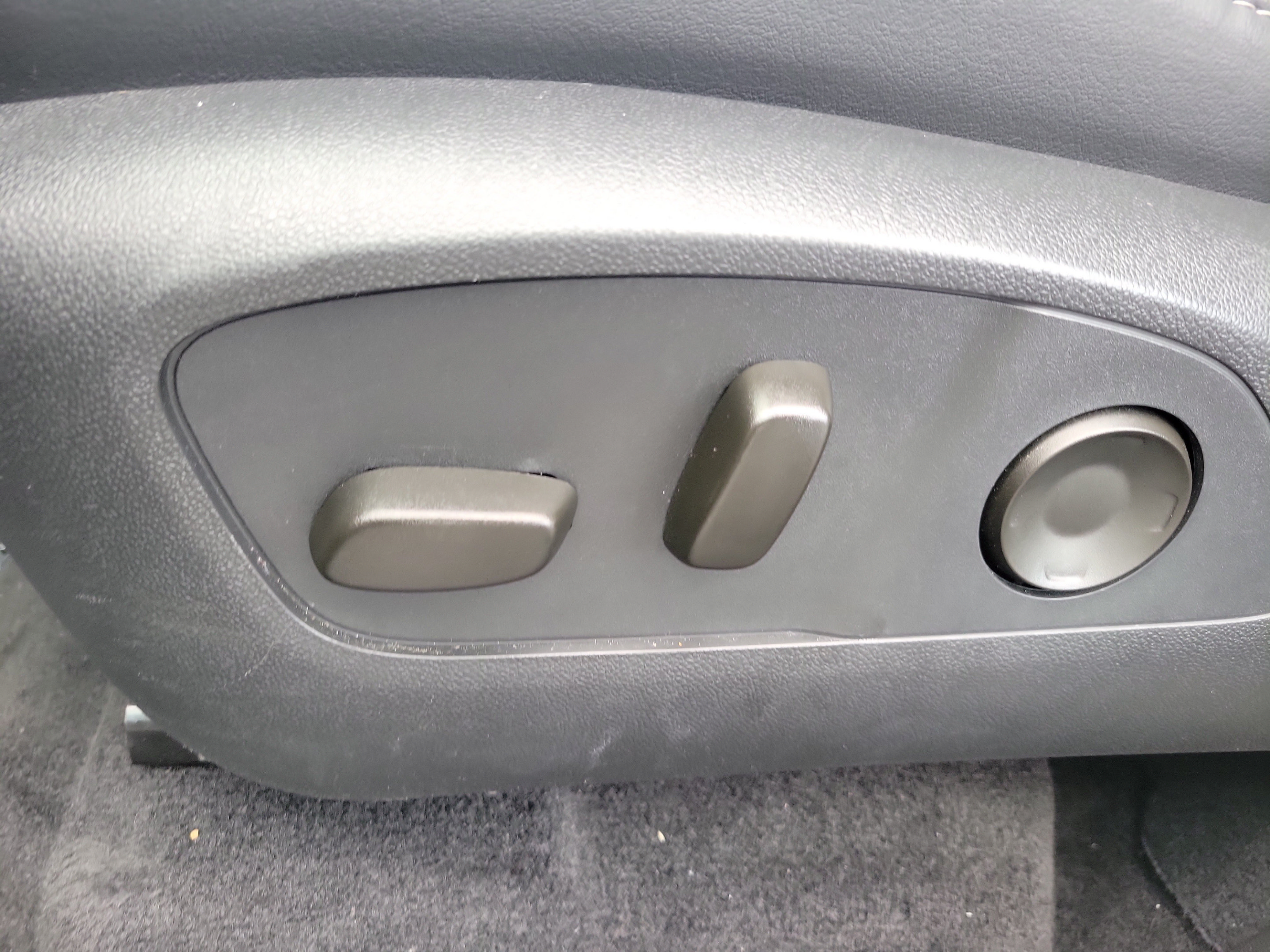 Used 2025 Buick Enclave Sport Touring FWD image 35