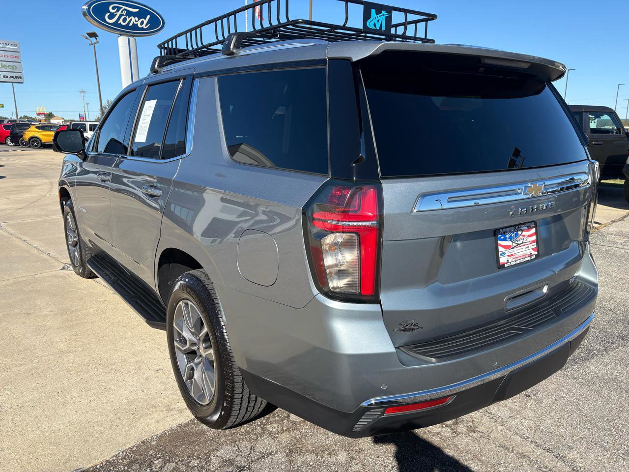 Used 2023 Chevrolet Tahoe LT w/ Luxury Package image 13