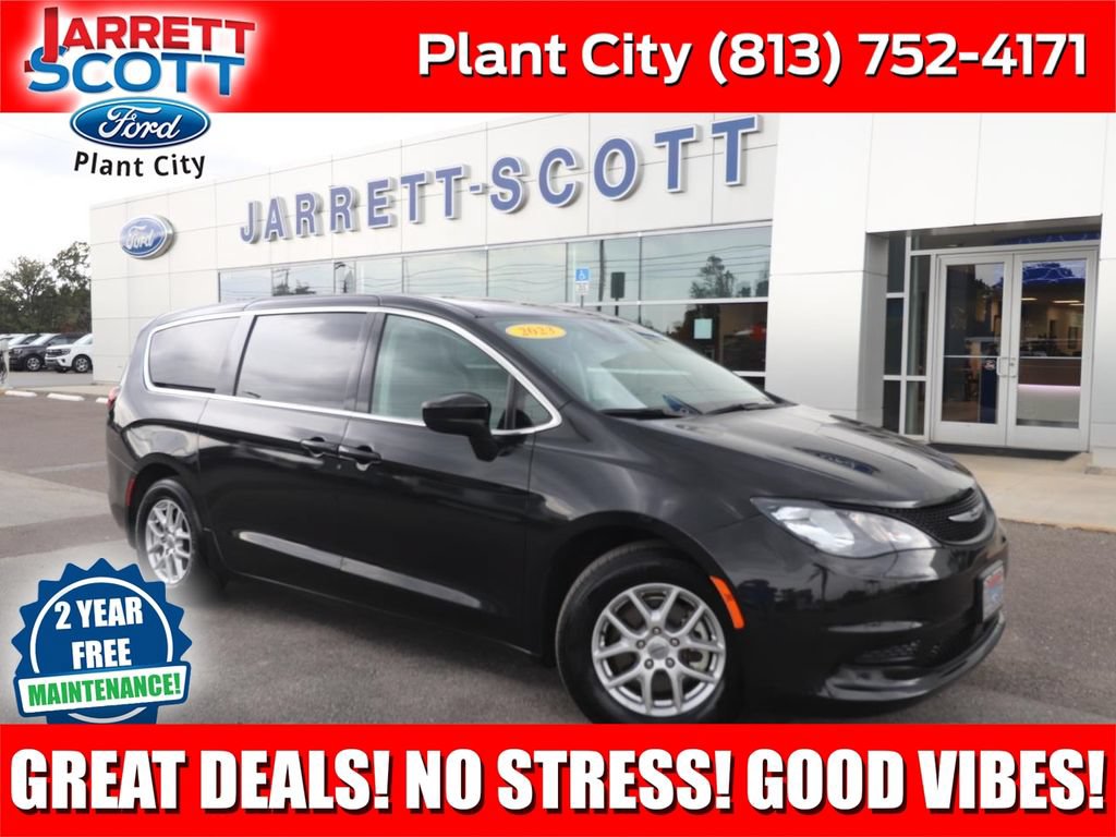 Used 2023 Chrysler Voyager LX
