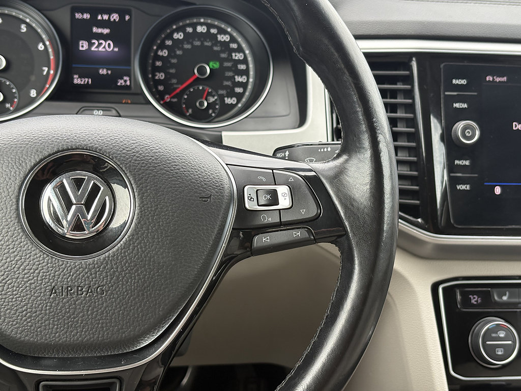 Used 2018 Volkswagen Atlas SEL w/ R-Line Package AWD/4WD image 24