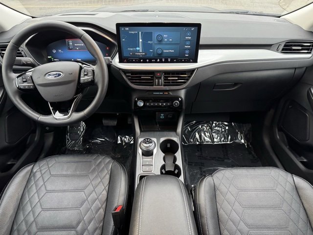 Certified 2023 Ford Escape Platinum w/ Premium Technology Package image 11