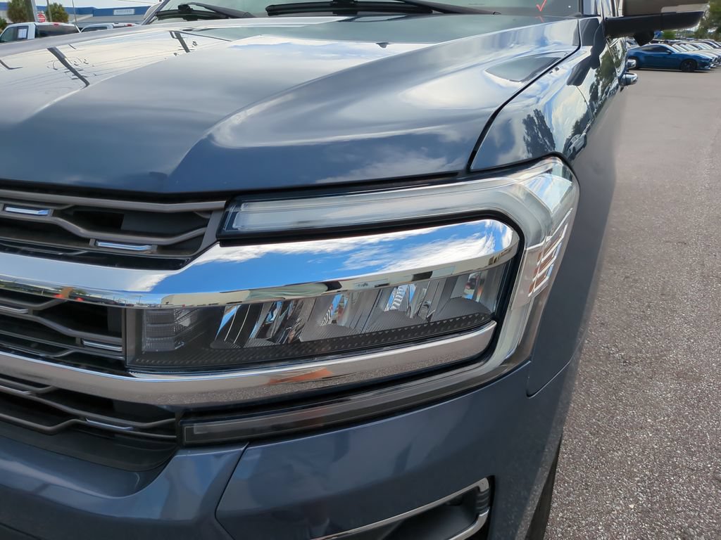 Certified 2023 Ford Expedition Max King Ranch RWD image 9