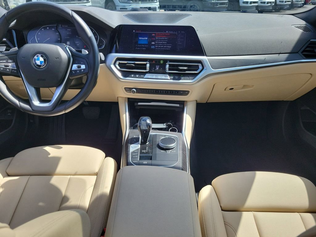 Used 2021 BMW 330i Sedan w/ Convenience Package RWD image 11