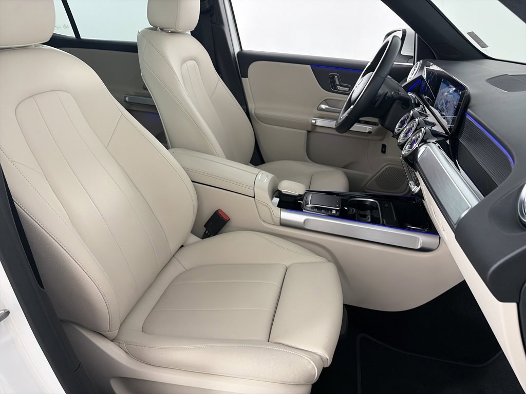 Used 2023 Mercedes-Benz EQB 300 4MATIC image 31