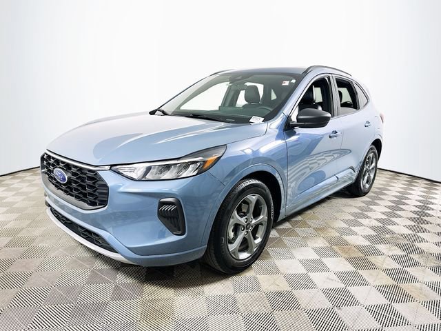 Certified 2024 Ford Escape ST-Line w/ Tech Pack #1 image 7