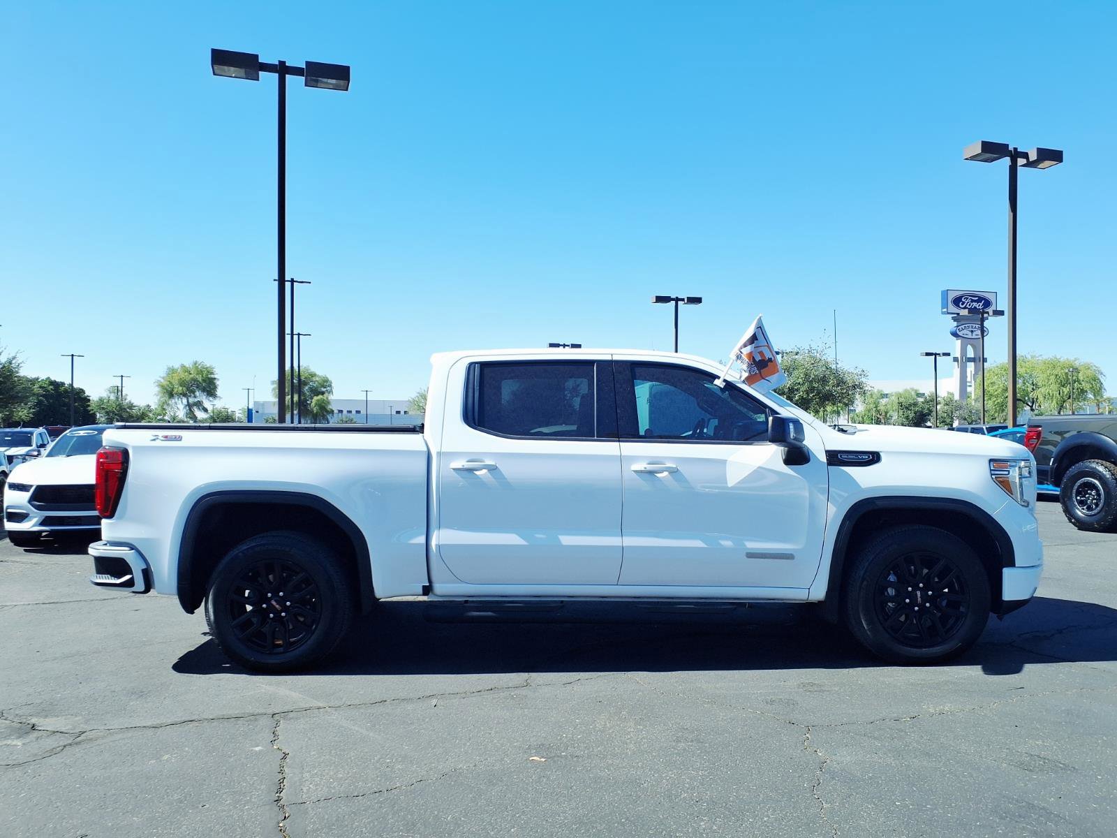Used 2021 GMC Sierra 1500 Elevation w/ Preferred Package AWD/4WD image 7