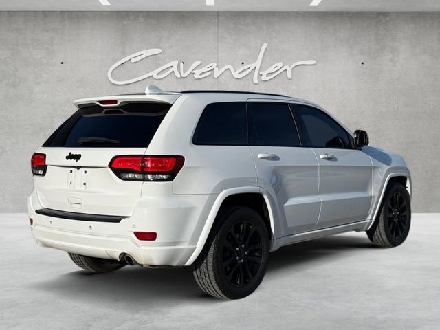 Used 2020 Jeep Grand Cherokee Altitude image 5