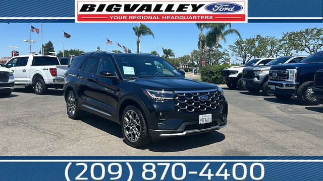 Certified 2025 Ford Explorer Platinum w/ Ultimate Package AWD/4WD image 1