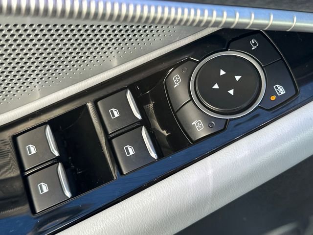 Certified 2025 Ford Explorer Platinum w/ LUX Leather Package image 30