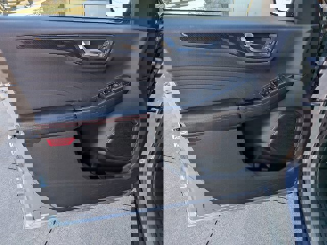 Certified 2023 Ford Escape ST-Line image 12