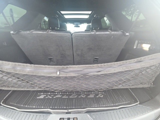 Certified 2020 Ford Explorer ST w/ ST High-Performance Pack image 9