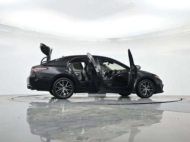 Used 2023 Toyota Camry SE w/ Convenience Package FWD image 46