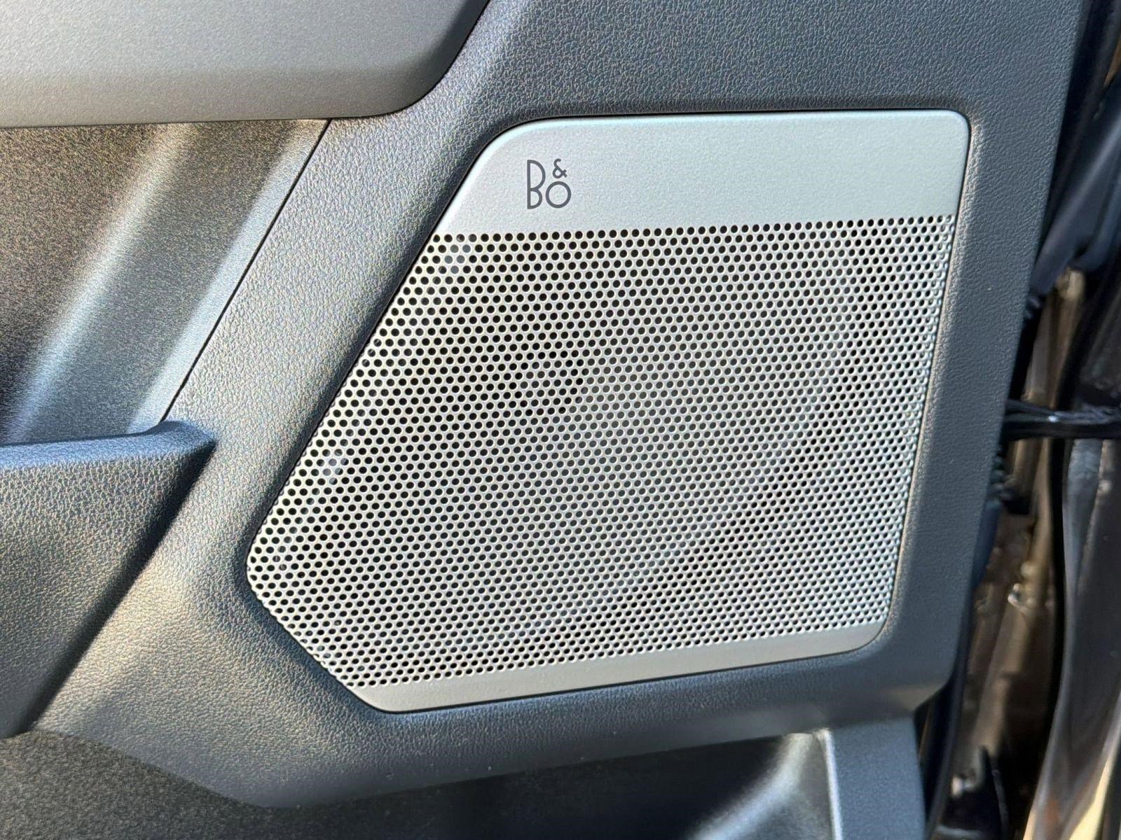 Certified 2024 Ford F250 Lariat w/ Black Appearance Package image 23