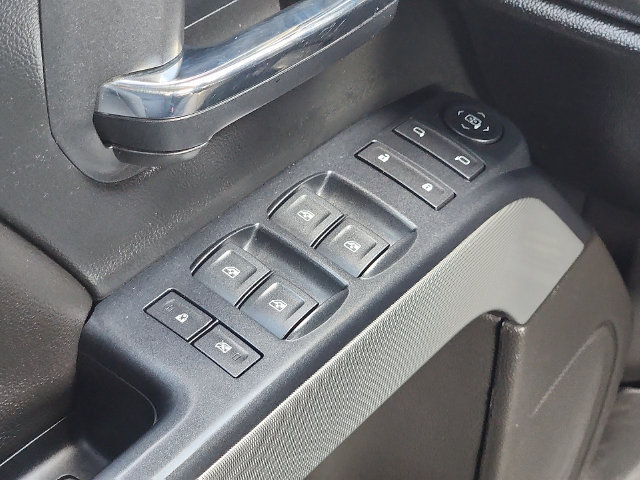 Used 2018 Chevrolet Silverado 1500 LT w/ All Star Edition AWD/4WD image 11