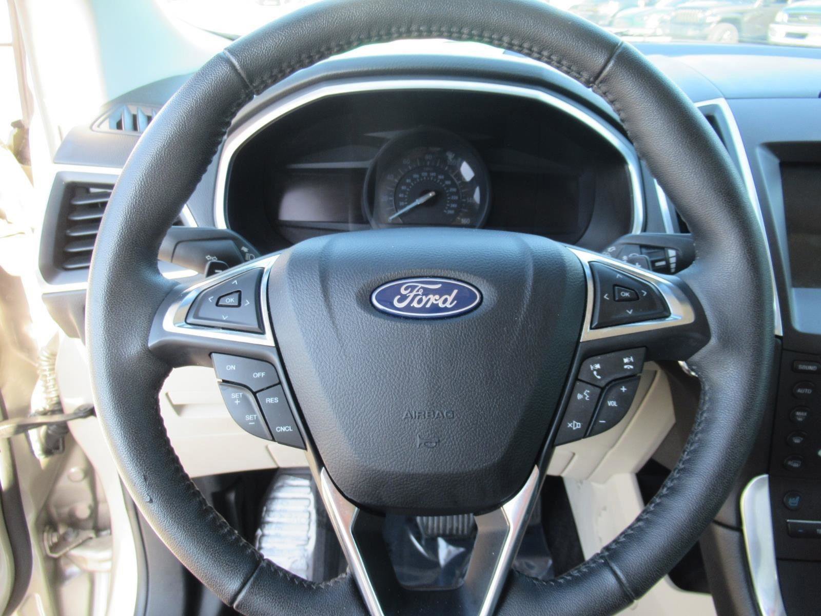 Certified 2017 Ford Edge Titanium w/ Equipment Group 301A image 21