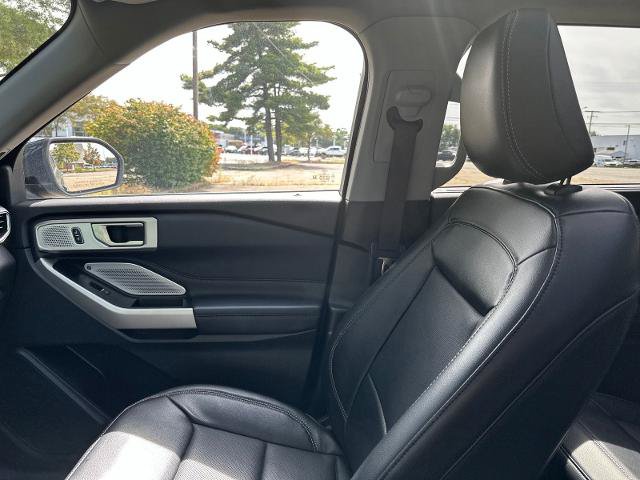 Certified 2023 Ford Explorer Limited w/ Limited Technology Package AWD/4WD image 21