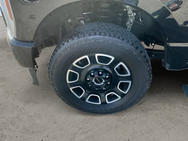 Certified 2025 Ford F350 Platinum AWD/4WD image 10