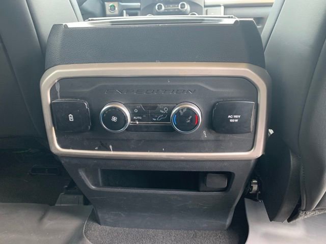 Certified 2024 Ford Expedition XLT image 32